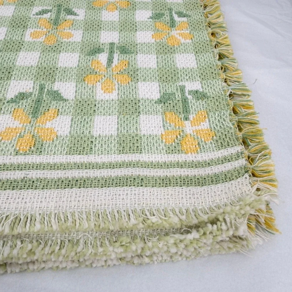 Woven Placemats Set of 4 Green Gingham Floral Fringe Cottage Country Kitchen